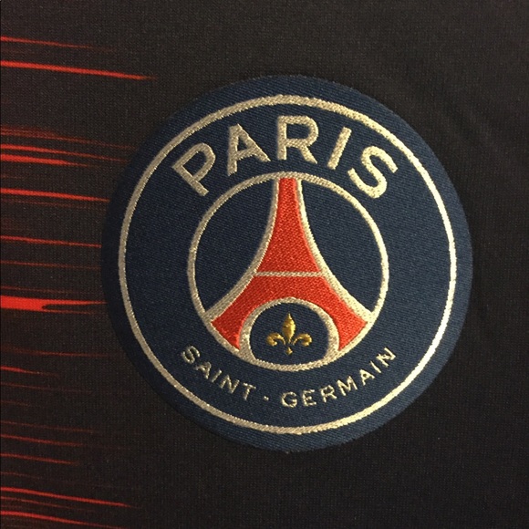 ❌ SOLD ❌. Nike PSG 2018-2019 Size M - Picture 4 of 8